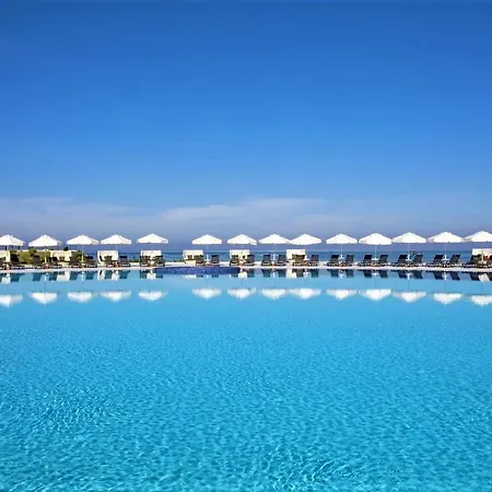 Elexus & Luxury & Convention & & Casino קיירניה
