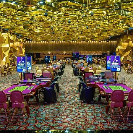 Hotel Elexus & Luxury & Convention & & Casino 5*