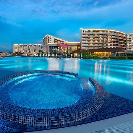 Elexus & Luxury & Convention & & Casino Hotel 5*